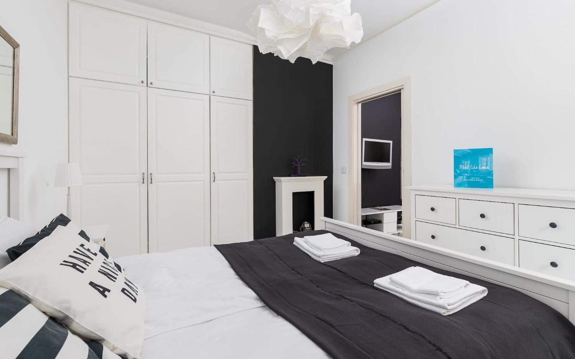 Rent Like Home - Wronskiego 15 Warszawa Eksteriør billede